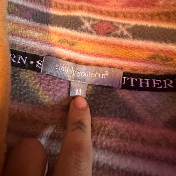 Aztec Pullover - Picture 3 of 4